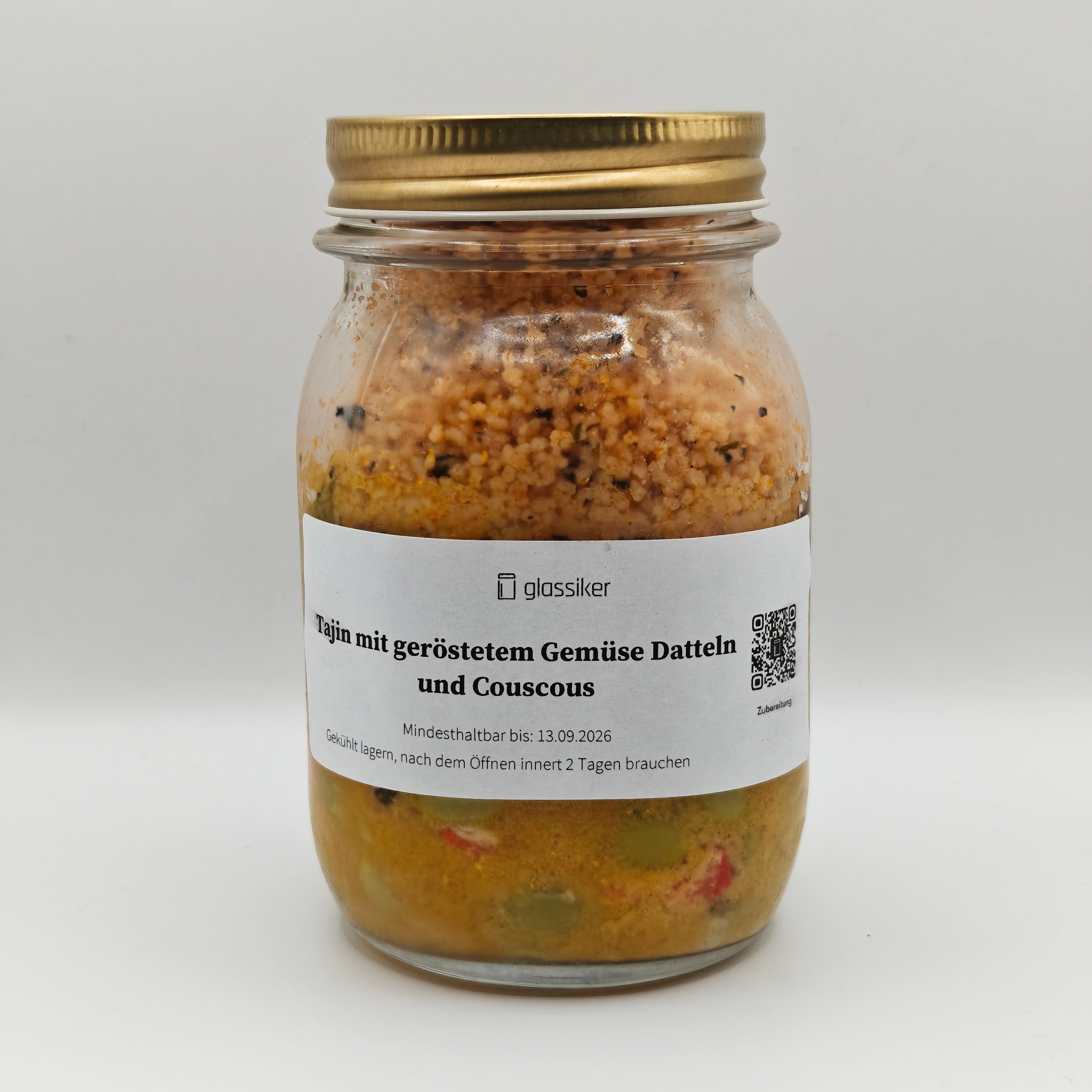 Veganes Tajine mit Couscous und geröstetem Gemüse